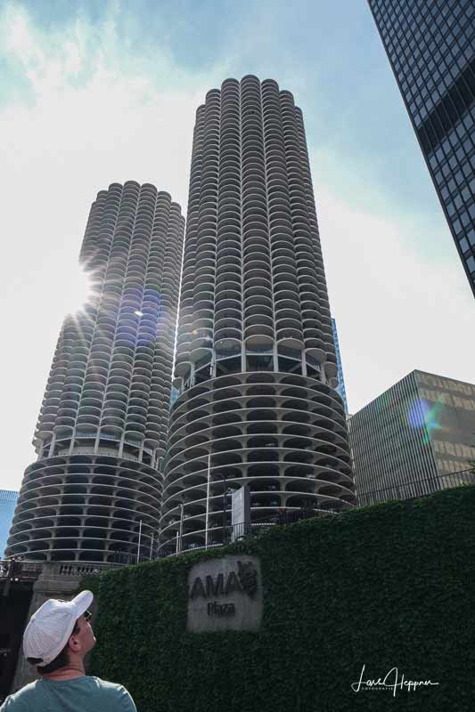 Chicago - Meine besten Fotospots & Sehenswürdigkeiten nach 7 Tagen 9 Die runden Zwillingstürme sind vom Wasser gut aus zu sehen